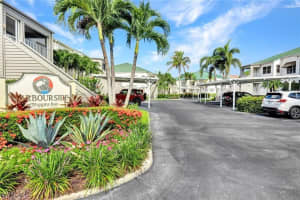523 Club Side Drive, Naples, FL 34110 - MLS#225074773