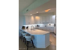 295 GRANDE Way, Naples, FL 34110 - MLS#225074783