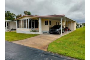 739 Leisure Ln, North Fort Myers