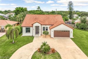 1140 Jeronimo Drive, Naples, FL 34103 - MLS#225074826