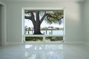 320 Bow Line Drive, Naples, FL 34103 - MLS#225074828