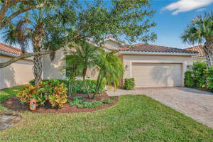 2394 Heydon Cir E, Naples