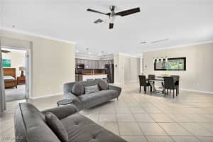 2394 Heydon Circle, Naples, FL 34120 - MLS#225074838