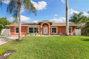 121 Bahama Avenue, Marco Island, FL 34145 - MLS#225074909