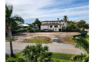 1585 Pelican Avenue, Naples, FL 34102 - MLS#225074915