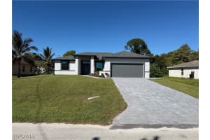 817 Atherton Avenue, Lehigh Acres, FL 33971 - MLS#225074944