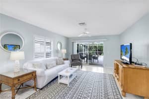 623 98th Avenue, Naples, FL 34108 - MLS#225074973