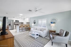 623 98th Avenue, Naples, FL 34108 - MLS#225074973