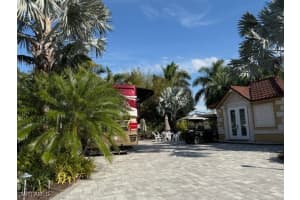 4840 Carriage Court, Naples, FL 34114 - MLS#225074977