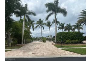 4489 Southern Breeze Drive, Naples, FL 34114 - MLS#225074978