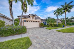 8468 Indian Wells Way, Naples, FL 34113 - MLS#225075049
