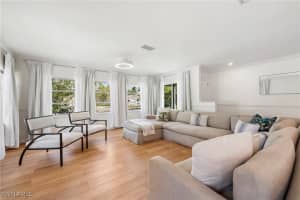 2432 Washington Avenue, Naples, FL 34112 - MLS#225075069