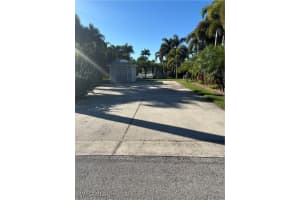 10130 SUNNYWOOD Court, Fort Myers, FL 33905 - MLS#225075073