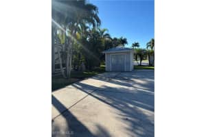 10130 SUNNYWOOD Court, Fort Myers, FL 33905 - MLS#225075073