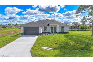 3501 9th Street, Lehigh Acres, FL 33976 - MLS#225075078