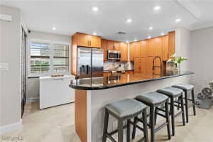 880 Huron Court, Marco Island, FL 34145 - MLS#225075079