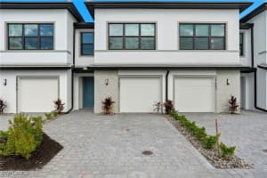 27881 Radiant Court, Bonita Springs, FL 34135 - MLS#225075131