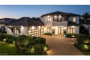 1667 Vinland Way, Naples, FL 34105 - MLS#225075133