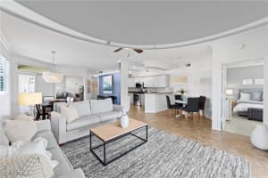 975 Eastham Way, Naples, FL 34104 - MLS#225075173