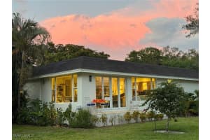 215 Lanchester Court, Naples, FL 34112 - MLS#225075187