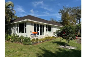 215 Lanchester Court, Naples, FL 34112 - MLS#225075187