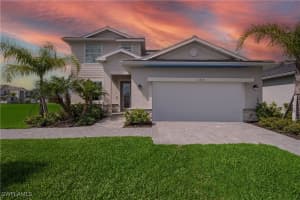 2318 Avocado Ln, Naples