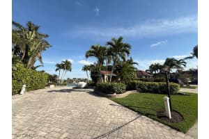 4792 Corian Court, Naples, FL 34114 - MLS#225075233