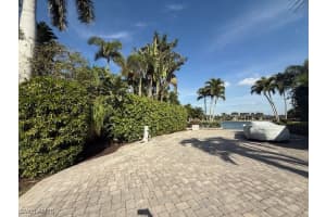 4792 Corian Court, Naples, FL 34114 - MLS#225075233