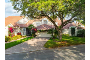 156 Amblewood Lane, Naples, FL 34105 - MLS#225075236