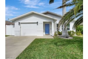 779 100th Ave N, Naples