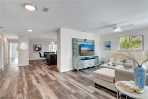 779 100th Avenue, Naples, FL 34108 - MLS#225075243