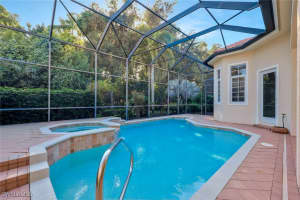 5616 Hammock Isles Dr, Naples