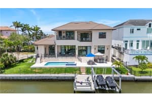 388 Pine Avenue, Naples, FL 34108 - MLS#225075287