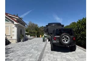 4670 Southern Breeze Drive, Naples, FL 34114 - MLS#225075296