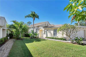 15063 Sterling Oaks Drive, Naples, FL 34110 - MLS#225075310