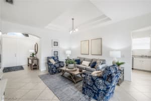 5576 Lago Villaggio Way, Naples, FL 34104 - MLS#225075311