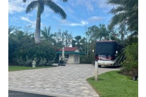 4710 Southern Breeze Drive, Naples, FL 34114 - MLS#225075312