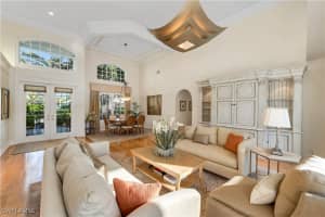 413 Rosemeade Lane, Naples, FL 34105 - MLS#225075318