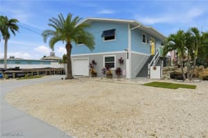 130 Bahia Viaduct, Fort Myers Beach, FL 33931 - MLS#225075324