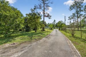 3821 Golden Gate Boulevard, Naples, FL 34120 - MLS#225075332