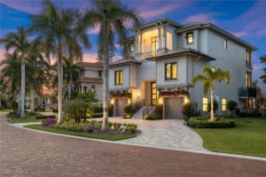 211 San Mateo Drive, Bonita Springs, FL 34134 - MLS#225075343