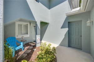 955 New Waterford Drive, Naples, FL 34104 - MLS#225075414