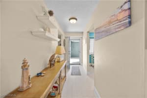 955 New Waterford Drive, Naples, FL 34104 - MLS#225075414