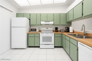 3400 Frosty Way, Naples, FL 34112 - MLS#225075457