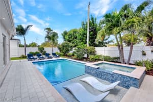 553 106th Avenue, Naples, FL 34108 - MLS#225075460