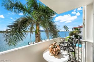 60 Pelican Street, Naples, FL 34113 - MLS#225075464