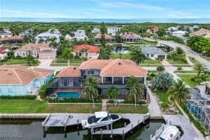 541 Taylor Court, Marco Island, FL 34145 - MLS#225075475