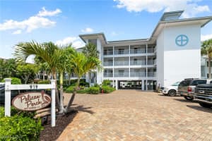 919 Huron Court, Marco Island, FL 34145 - MLS#225075479