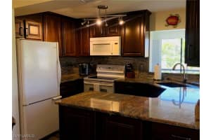 7410 Lake Breeze Drive, Fort Myers, FL 33907 - MLS#225075481