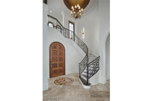 1609 Chinaberry Way, Naples, FL 34105 - MLS#225075484